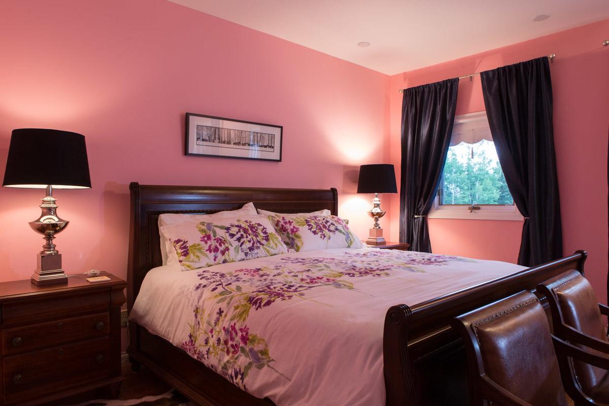 לינה וארוחת בוקר Bragg Creek Sleepy Creek Country Manor מראה חיצוני תמונה