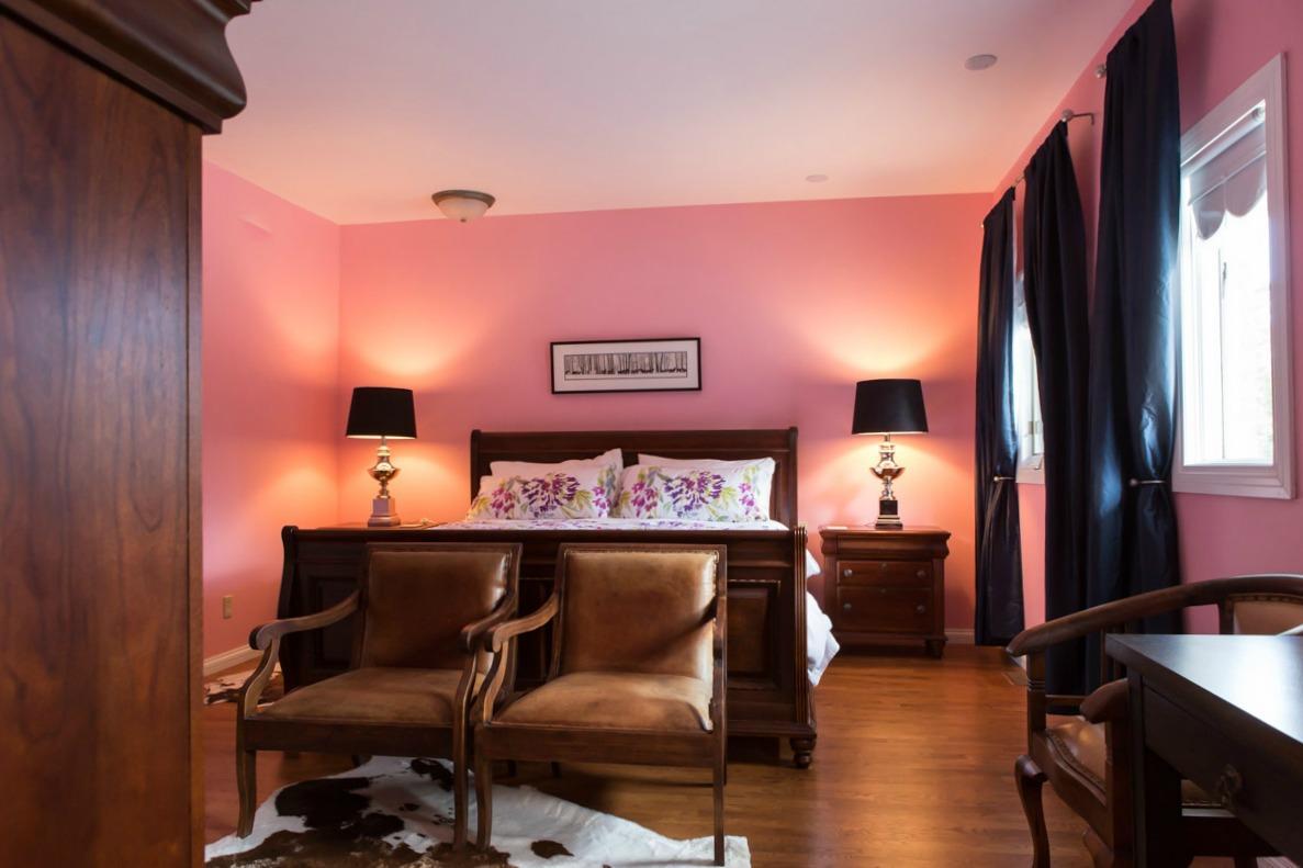 לינה וארוחת בוקר Bragg Creek Sleepy Creek Country Manor מראה חיצוני תמונה